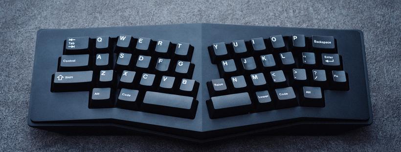 La guía definitiva para elegir el mejor teclado ergonómico en  