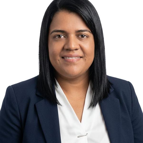 MIRIAM FLORES